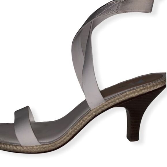 Daniblack Heels‎ W/Elastic Ankle Straps - Picture 1 of 8